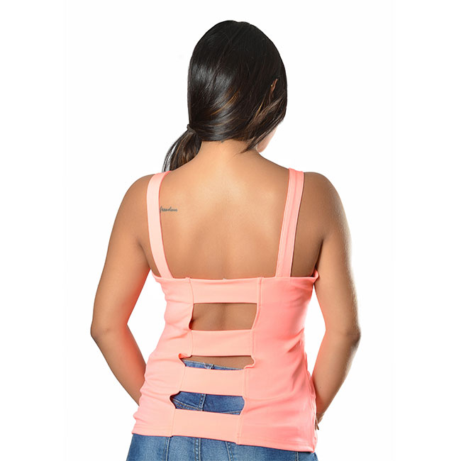Blusa rosa con bordado